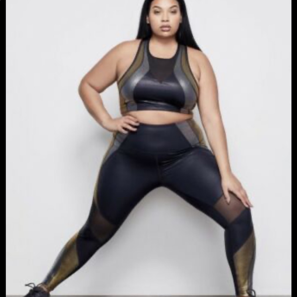 Good American black and metallic workout set